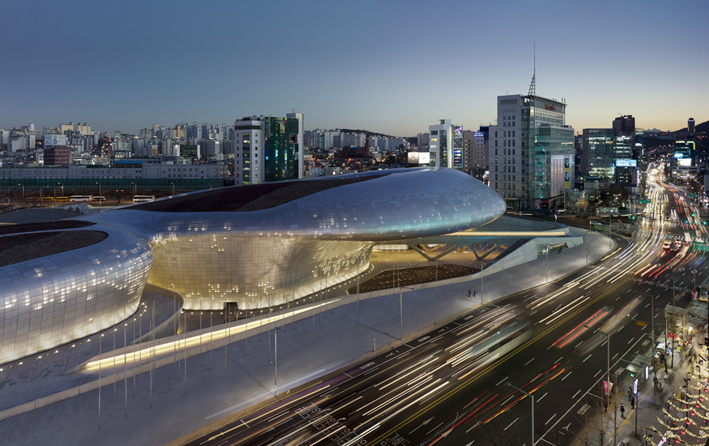 Dongdaemun Design Plaza (DDP) 参考图 1
