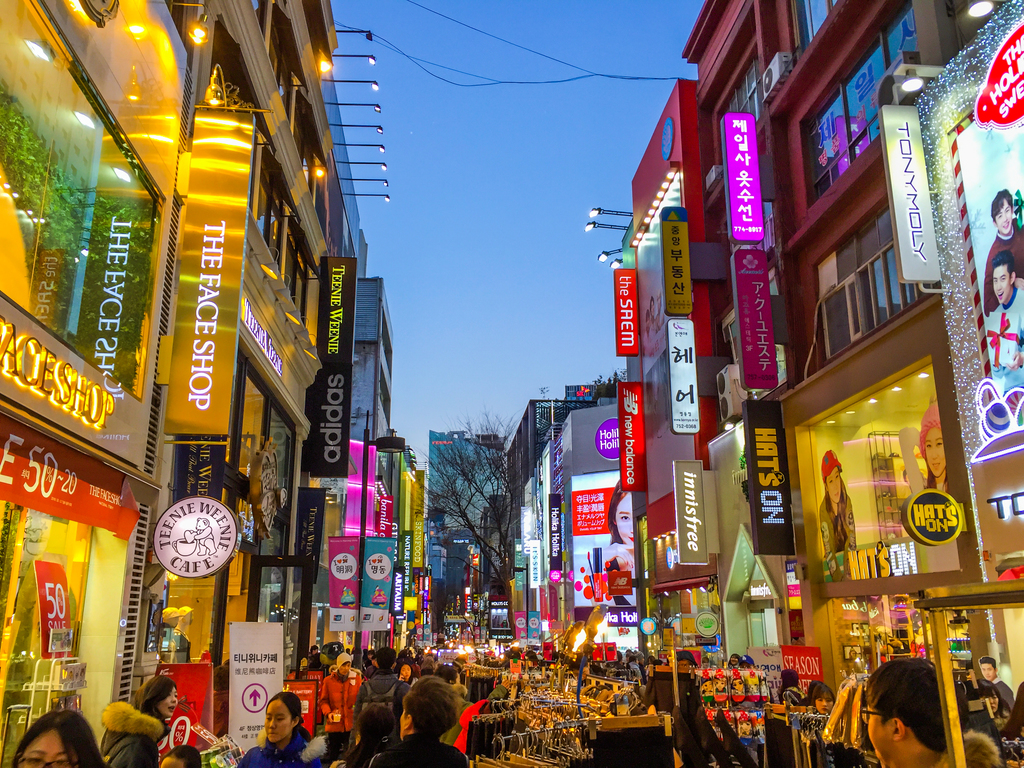 Myeongdong Shopping Street 参考图 1
